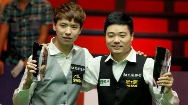 强和, 奥康纳, 特鲁姆普与